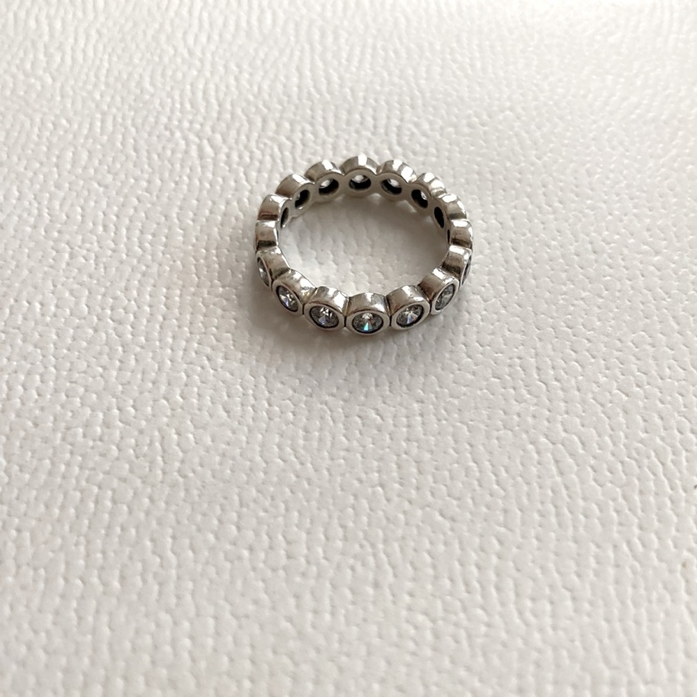 Pandora Ring